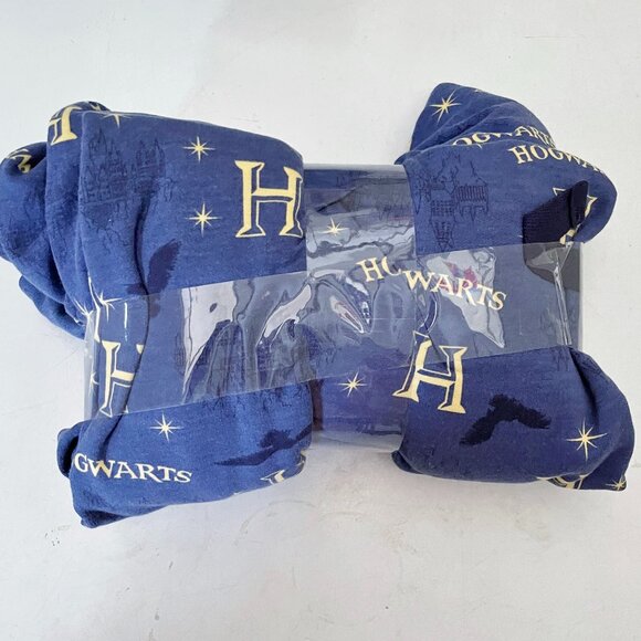 NEW Harry Potter Hogwarts Lounge Set Pajamas NWT Large Navy - Picture 6 of 9